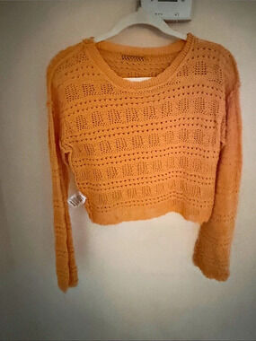 Beyond the Radar Women'Small Long Sleeve Cropped Knit Sweater Orange Size Small